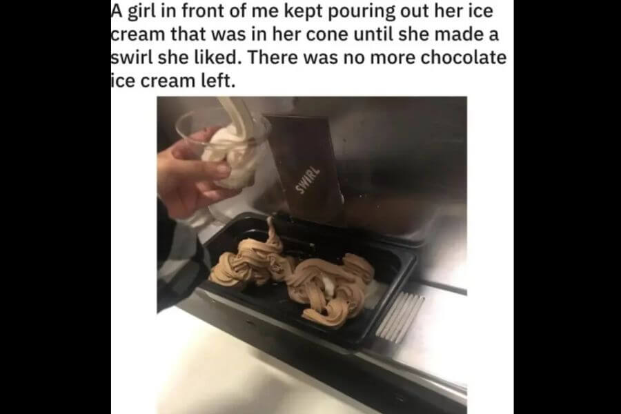 picture of an ice cream machine