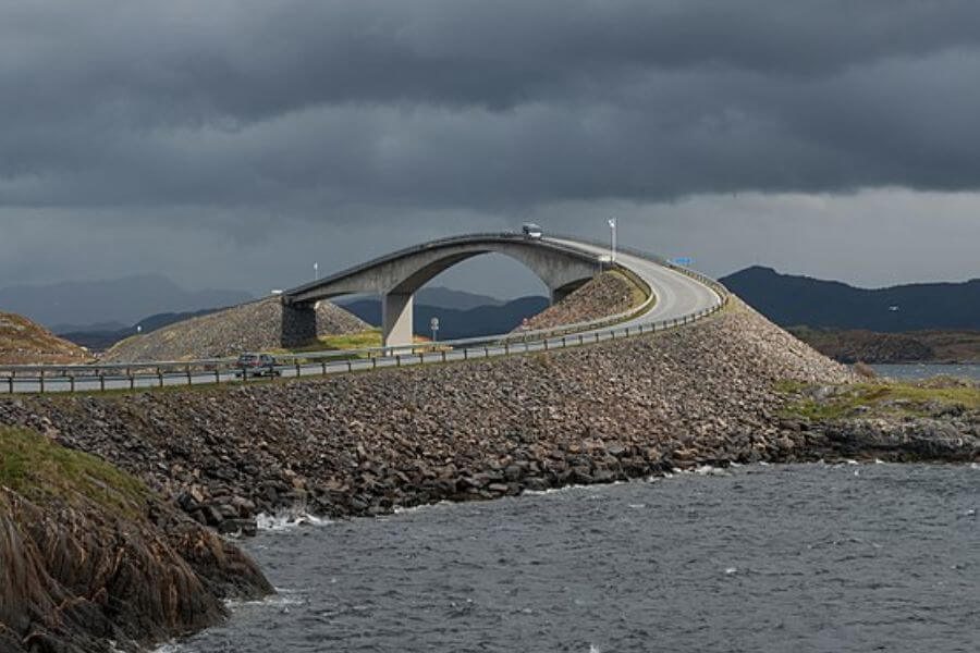 Storseisundet Bridge