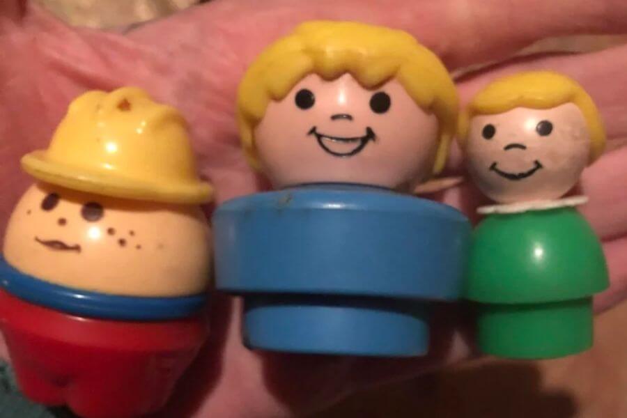 fisher price little people figurines