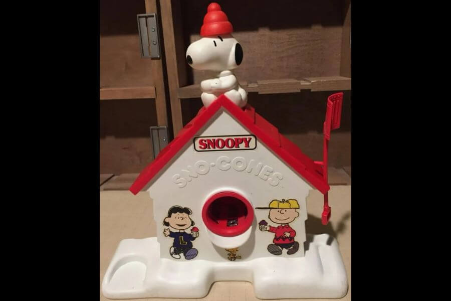 snoopy snow cone machine