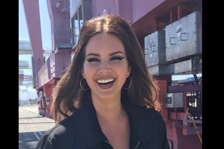 The Greatest Female Vocalists Of All Time, Ranked - Blossom