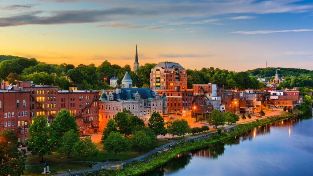 Augusta, Maine, USA downtown skyline on the Kennebec River.