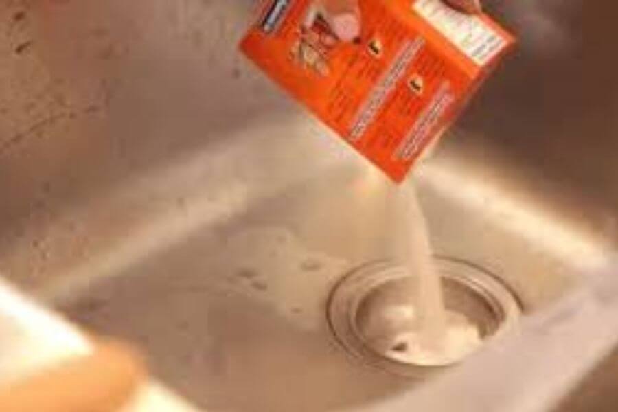 baking soda on drain