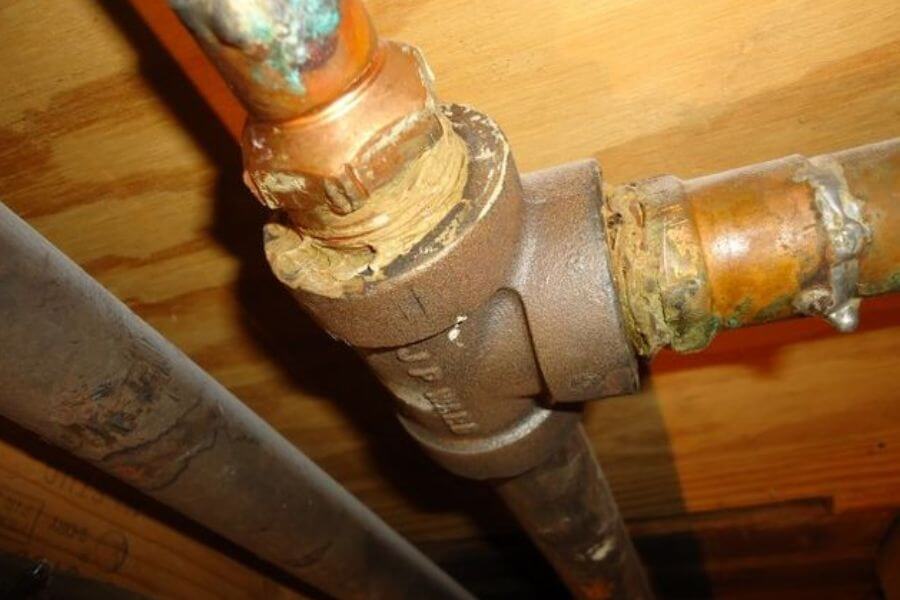 leaking pipe