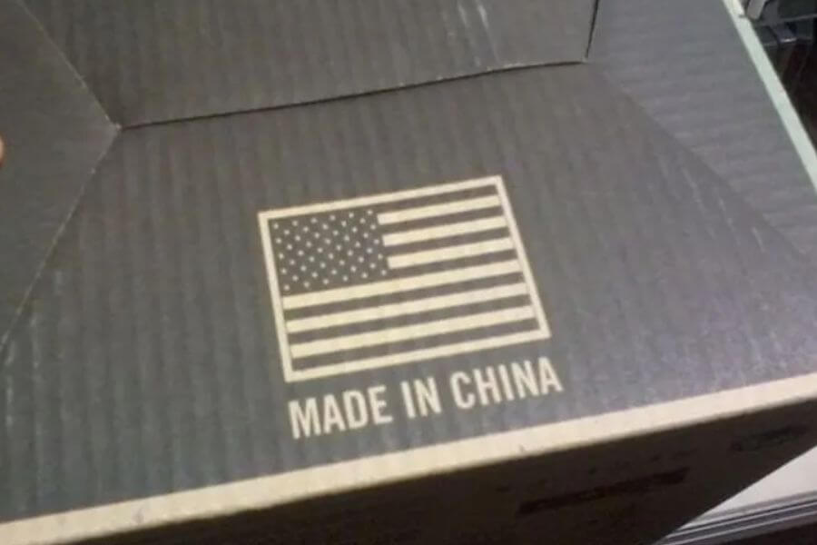 Box with a "made in china" and us flag printed on it 