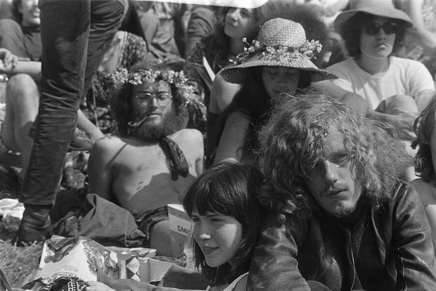 woodstock crowd