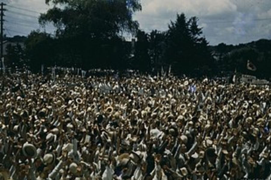 woodstock crowd