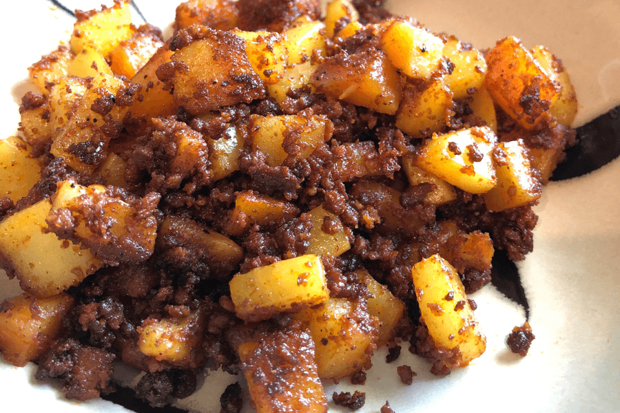 Papas con chorizo