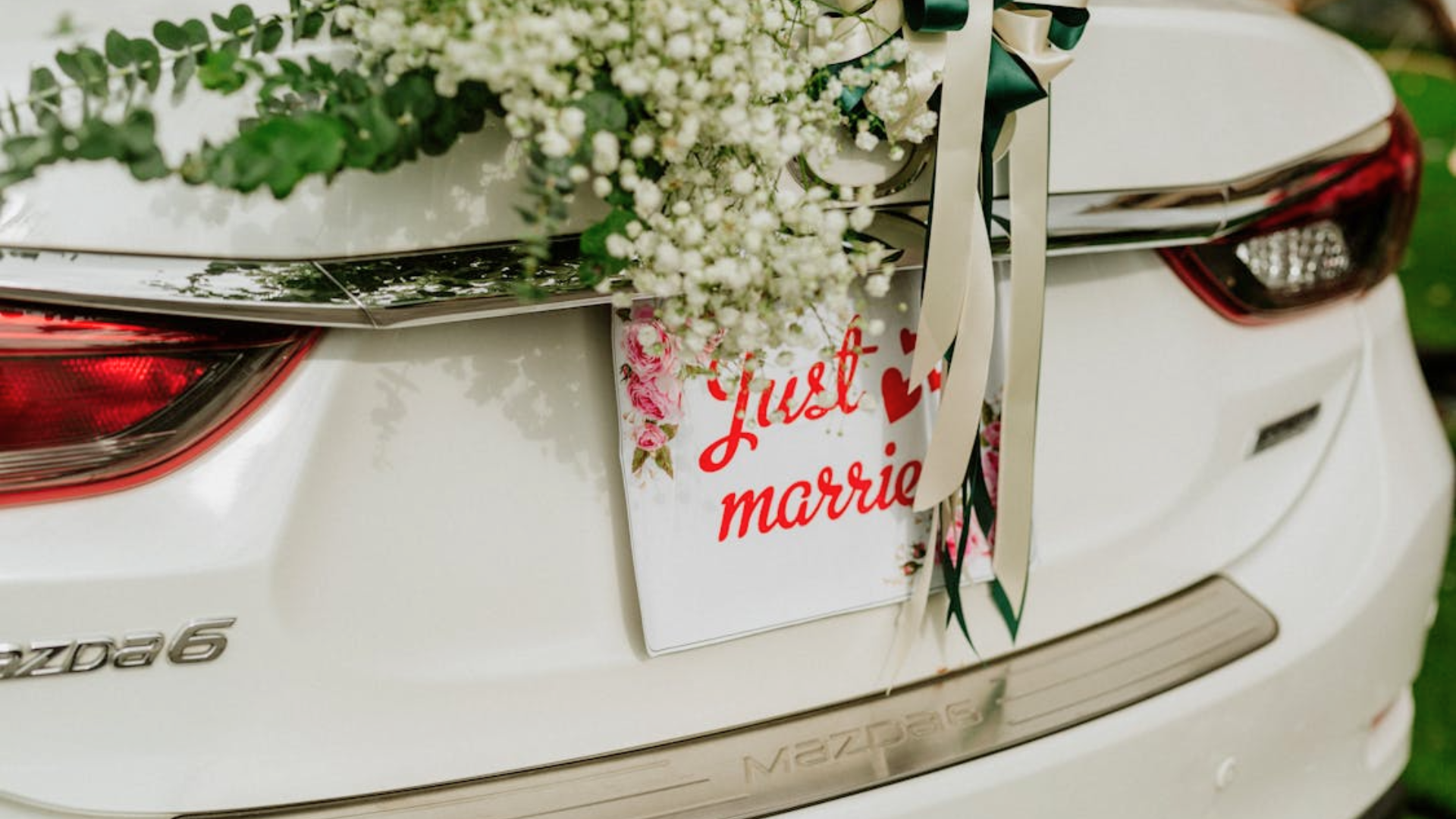 just married sign 