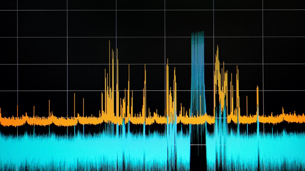 Electrical waveforms of the measured digital signal. Oscillogram of the output signal. Radio measurements of high frequency currents.