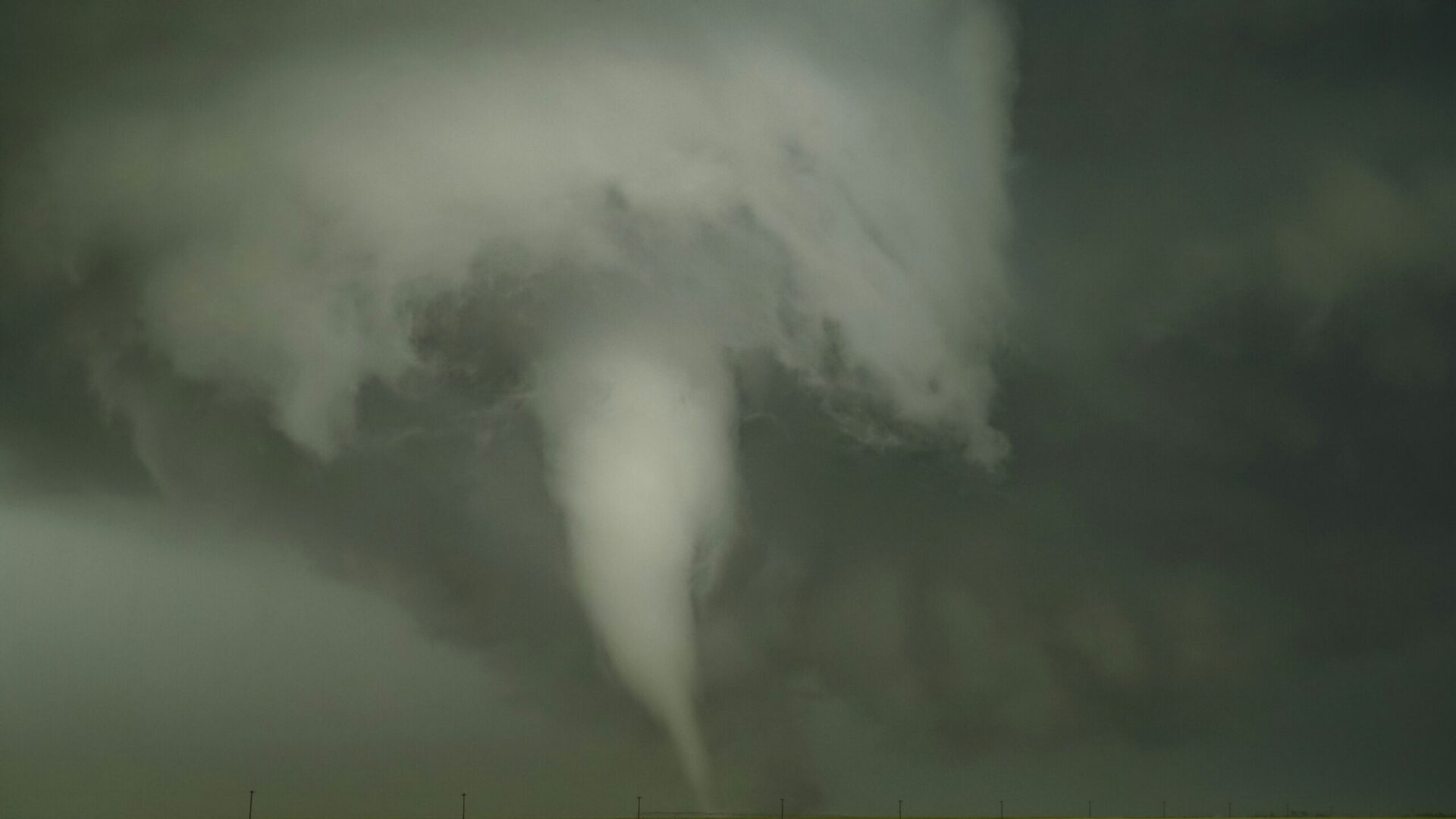 Millions in Path of Tornadoes and Baseball-Size Hail as Severe Storms ...